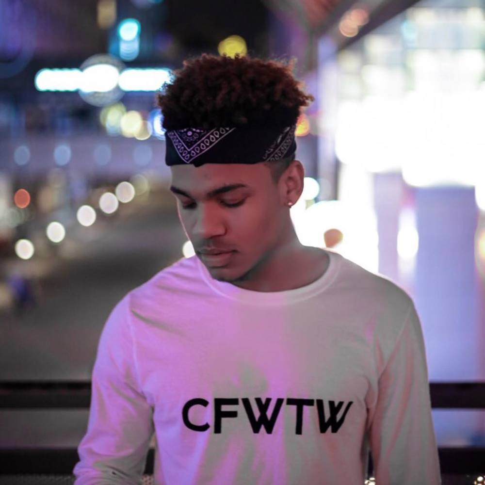 Meet your Posher, Toni